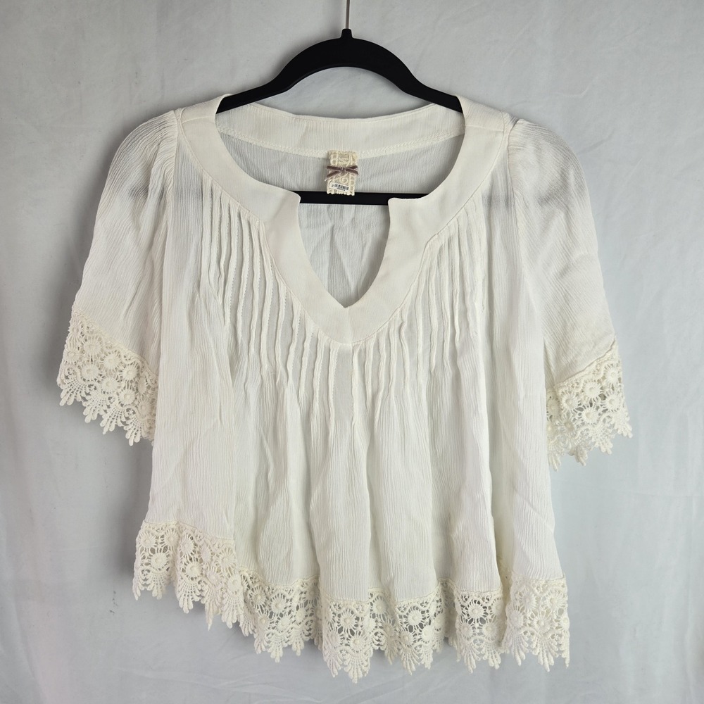 NKN Crinkle Gauze Crochet Trim Cropped Blouse S/M Ivory Spain Femme Boho Sweet